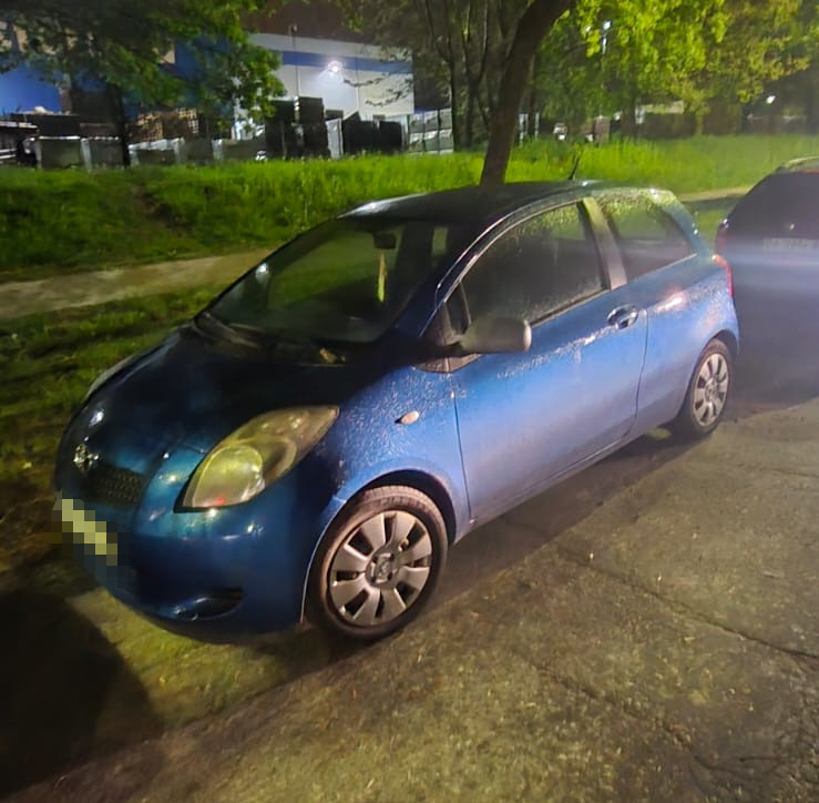 Ukradli auto członkini komisji sprzed lokalu wyborczego. Szybko złapali ich bytowscy kryminalni